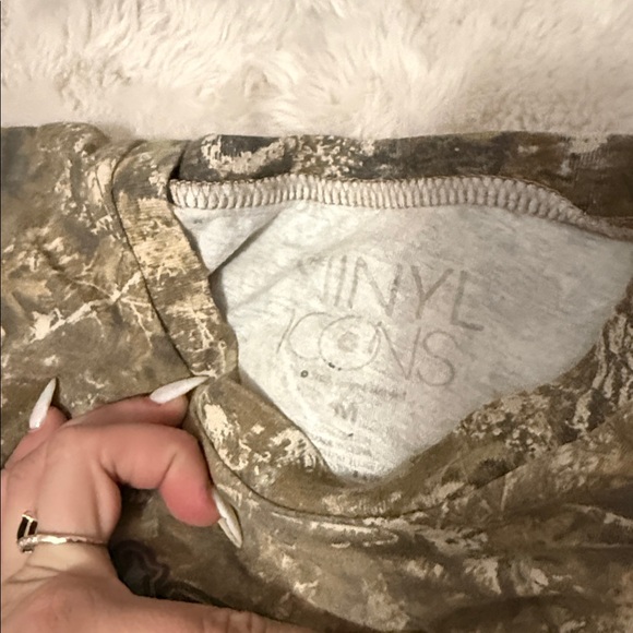 womens Camouflage T-Shirt - Picture 3 of 5